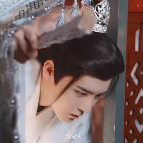 侯明昊公司被诉拖欠中介费110万，涉《我就是这般女子》选角纠纷