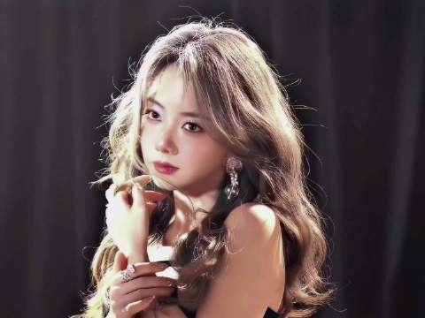 谭松韵好像在发光耶！这么漂亮的松松，太让人稀罕了