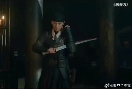 “刀剑出鞘的声音简直太帅了”
