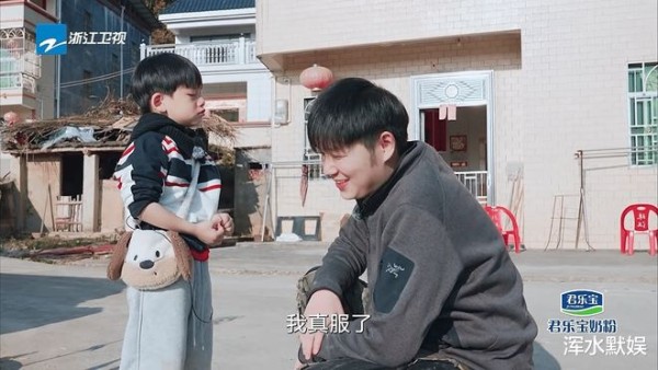 《我们的爸爸2》第一季完美爸爸翻车了，虾滑哭了，他根本不知道怎么哄！