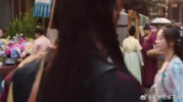 看清楚了，我不是他