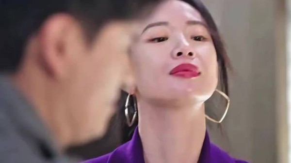 朱珠片场憋笑失败,男演员突喊妈引爆笑