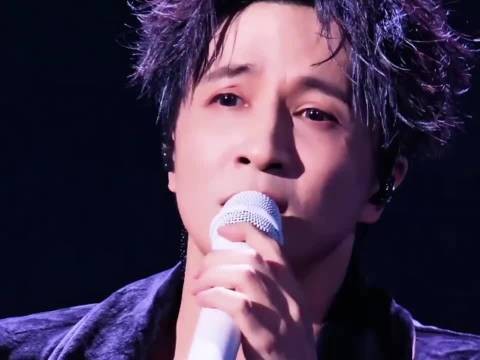 终于等到人字拖了，你曾固执的陪伴 好像能决定时间的快慢