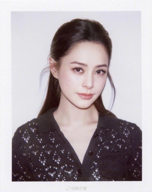 阿娇美貌清晰的毫无死角。