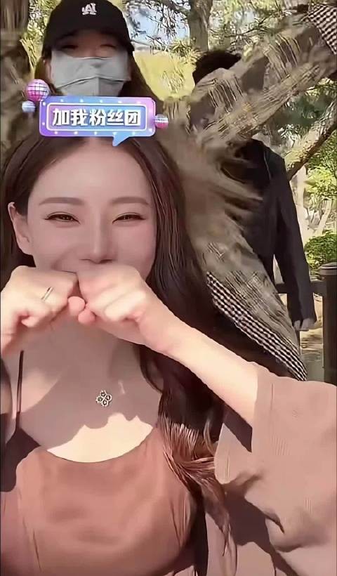马筱梅与婆婆张兰和解未果转战事业威海散心展笑颜