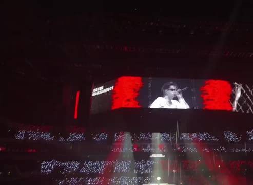 谁懂周震南演唱会的开场气场真的绝了