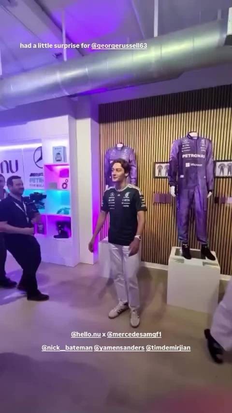 乔治拉塞尔突现2026F1迈阿密大奖赛展厅
