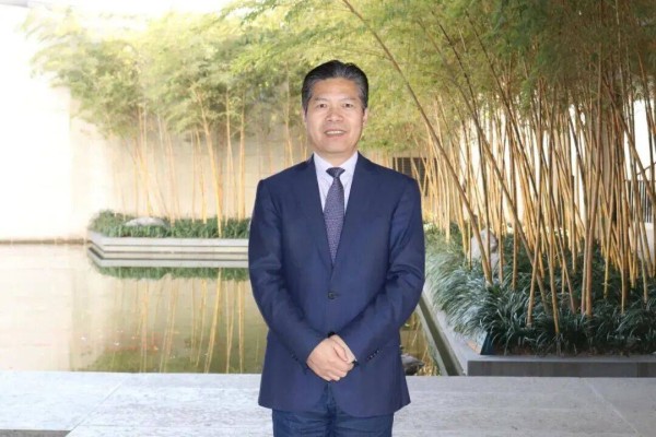 6394万港元拍回王阳明书法长卷的绍兴藏家，是他