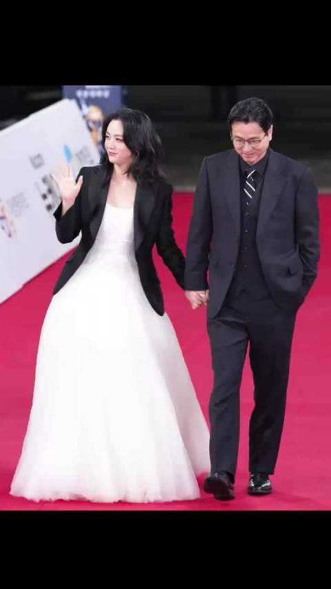 汤唯谈婚姻观，金泰勇让她做自己