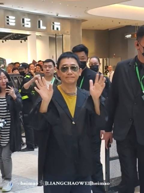 梁朝伟获威尼斯终身成就奖，六座金像奖奠定影帝地位