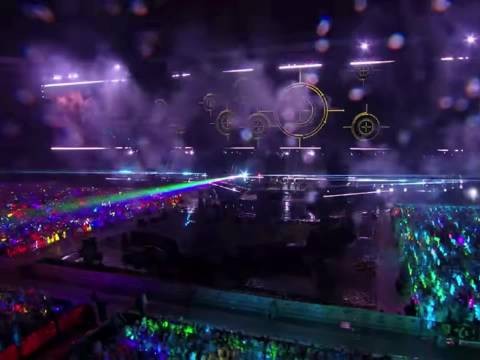 爆炸撕裂下坠！