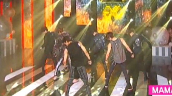 十四年前的今天(120505)，EXO-K 带来的现场舞台