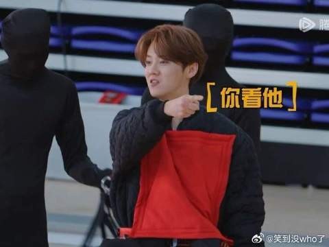追星不就是为了这几个瞬间吗 生气的小鹿真可爱