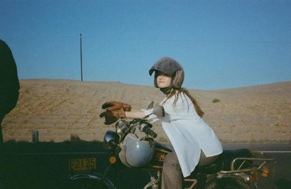 李兰迪公路骑行写真自由松弛