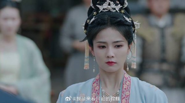 张遮请定国公读圣旨，当圣旨颁发的一刻，所有人都慌了