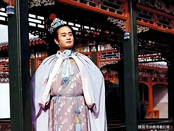 薛蟠又不操心生意，为什么要设计他远行贩货的情节？