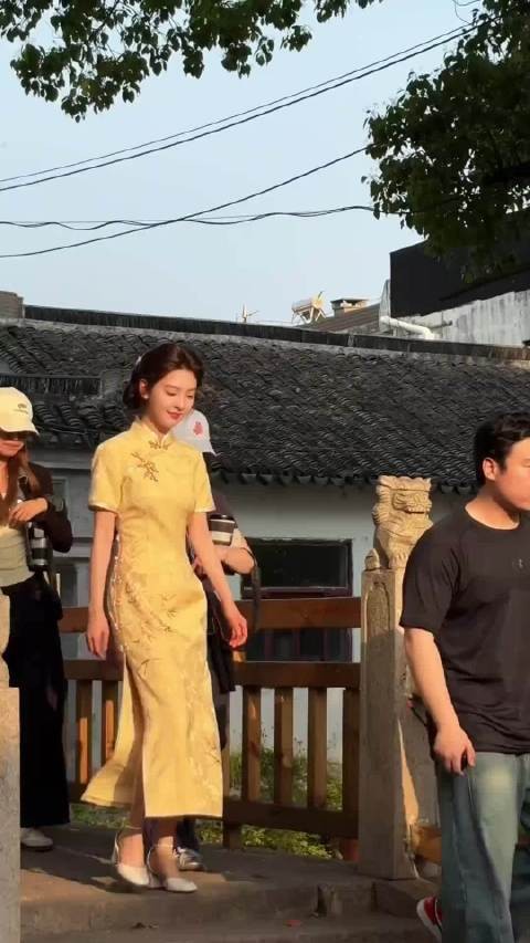 今天又被章若楠 美了一大跳！