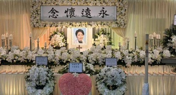 一路走好！香港资深电影人设灵，胞弟谷德昭哀伤现身，生前人缘好