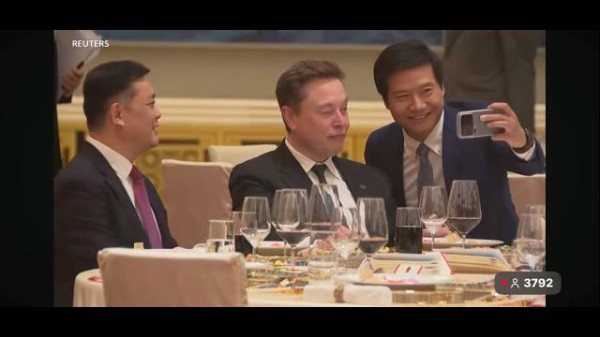 大佬与大佬合影