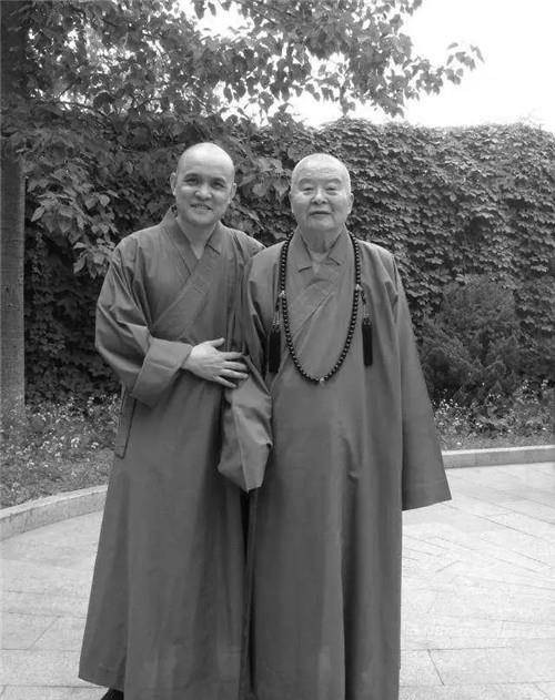 画家为找灵感抛弃妻儿出家，15年后一幅画卖1073万，他：我要还俗