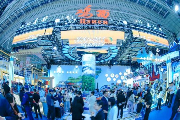 山水墨都展风采 开放合作向未来——鸡西市精彩亮相第十届中俄博览会