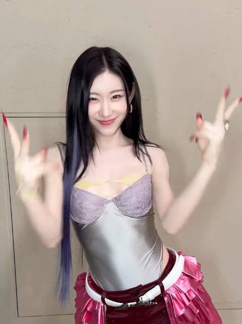李彩领官IG更新个人照，招新公告及2026生日应援启动