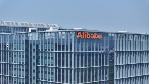 阿里AI进入回报期，年化收入达358亿，吴泳铭：未来三年资本开支或远超3800亿