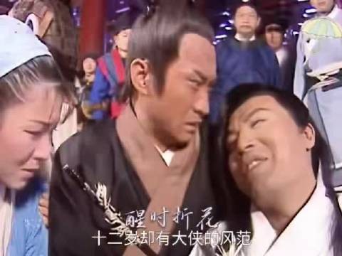 两代展昭终于同框合照啦，瞬间勾起满满回忆杀，新旧版本梦幻联动也太好磕了