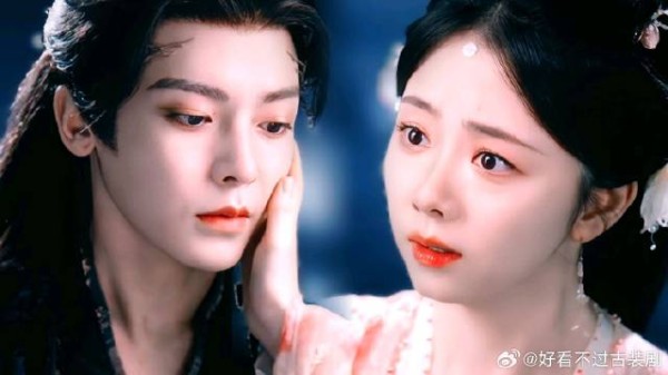 打算了宁安的幻影,却被假肖瑶蛊惑,原来红烨早已爱上她
