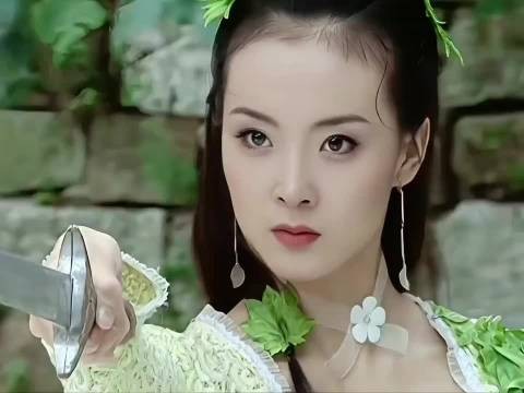 以前的女反派黑化 没有烟熏妆 全靠演技