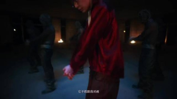 早安新歌MV切换剧情风,戏瘾上头表演自如