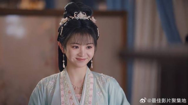 姐妹们搞事业，李薇劝掌柜把酒楼租给她，结果说干就干