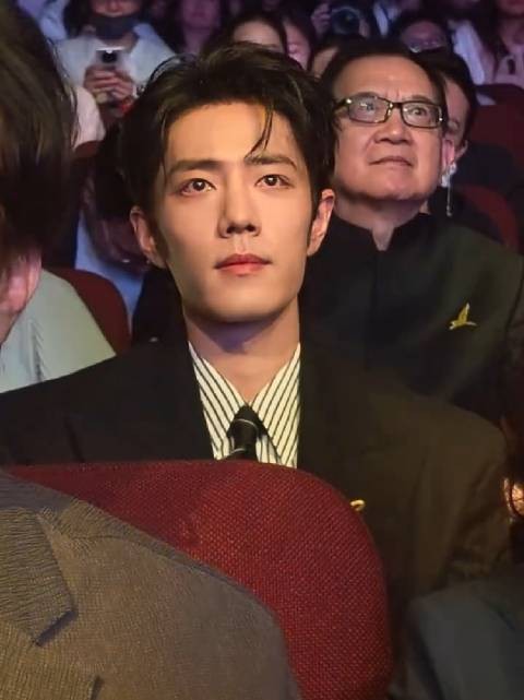 这个正面视角也太帅啦！