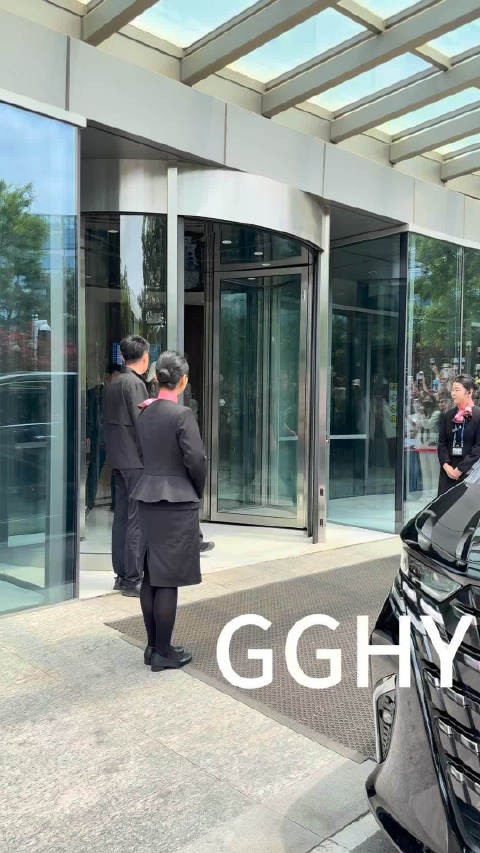 偶遇我家二封大影帝！ 影帝回岛