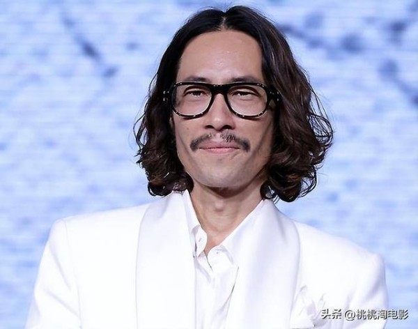 大明星违法也不行,韩知名男星多次占用公交车道被罚款数十万