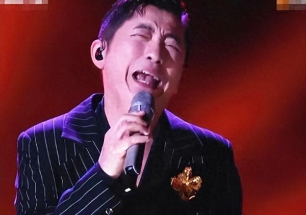 那英意外成罪人，64岁庾澄庆遭《歌手》一轮游！网友怒批虐待老人