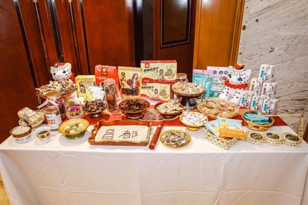 以味为媒 情牵渝昌——“昌都家宴”品鉴晚宴在渝启幕