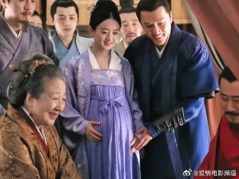 顾廷烨其实很会幽默接话 主要是看对谁