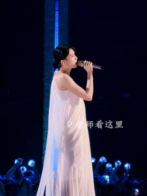曾沛慈乘风2026直拍展现绝佳唱商