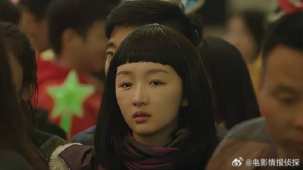 小伙带美女跨年，美女意外发现男友，竟然已经有老婆