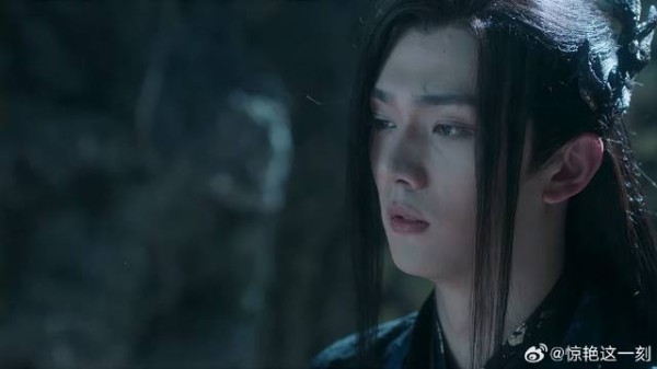 小兰花为了大强 勇敢进入弗居洞，巽风心疼：你别去！