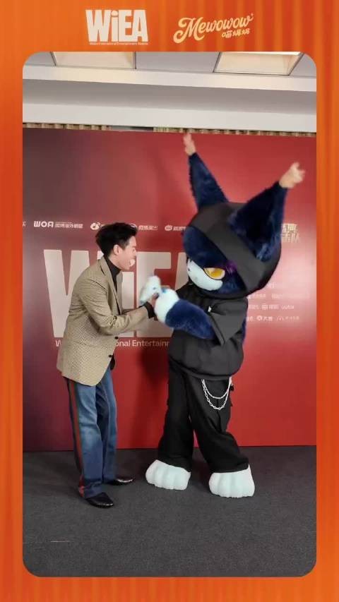 此喵就这样小心翼翼地犯了很多错!哈哈哈哈哈哈!