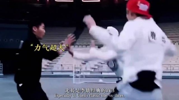 李晨曾撕鹿晗引热议,今不敢撕流量遭批