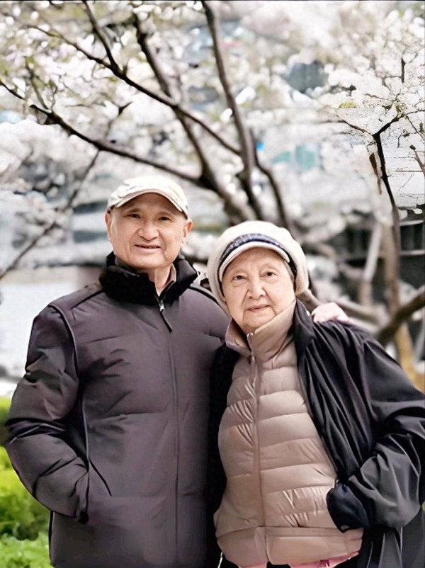 京剧名家童祥苓逝世一年半！遗孀张南云已双目失明，生活现状如何