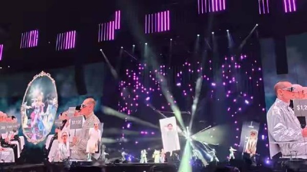 演唱会舞美,妆造这块还得是张韶涵