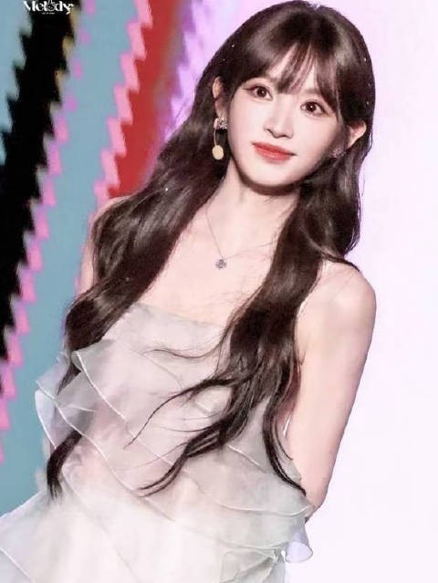 小田真是美好的女孩~ 不必成为很厉害的大人,成为发光的自己
