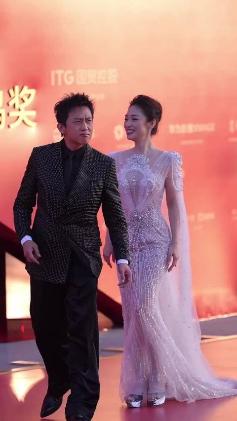邓超回忆叛逆青春,离家出走被父母找回后走上演艺路