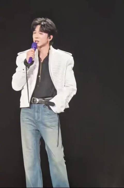 刘宇宁618歌会再唱平凡的日子