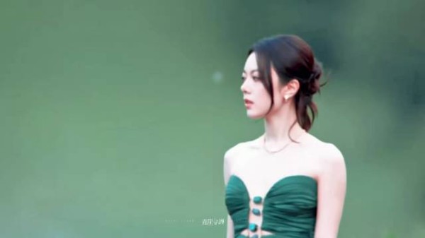 好像看了真人版的绿野仙踪这个赵今麦真的体态太好了
