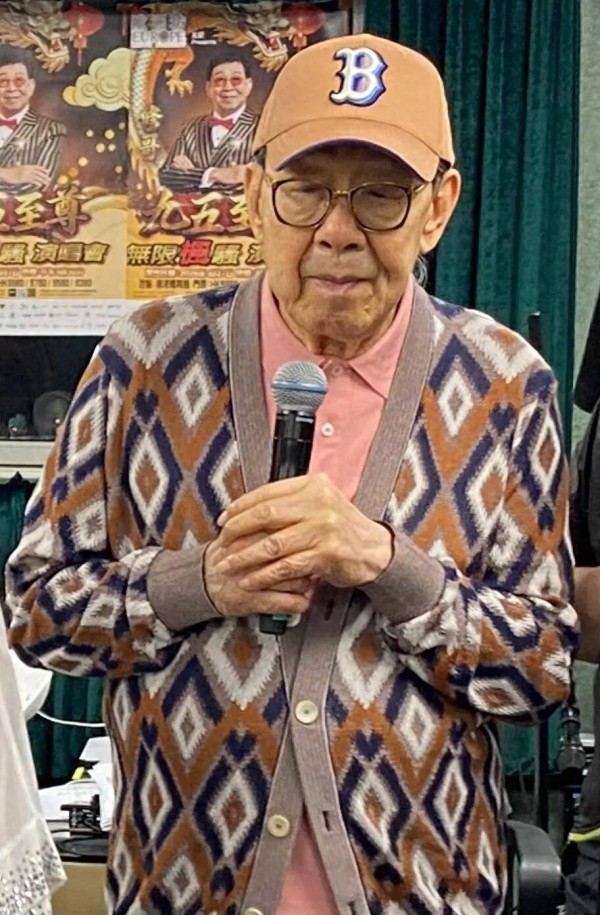 胡枫红馆演唱会门票售罄，挑战最年长世界纪录，莫文蔚杨千嬅撑场
